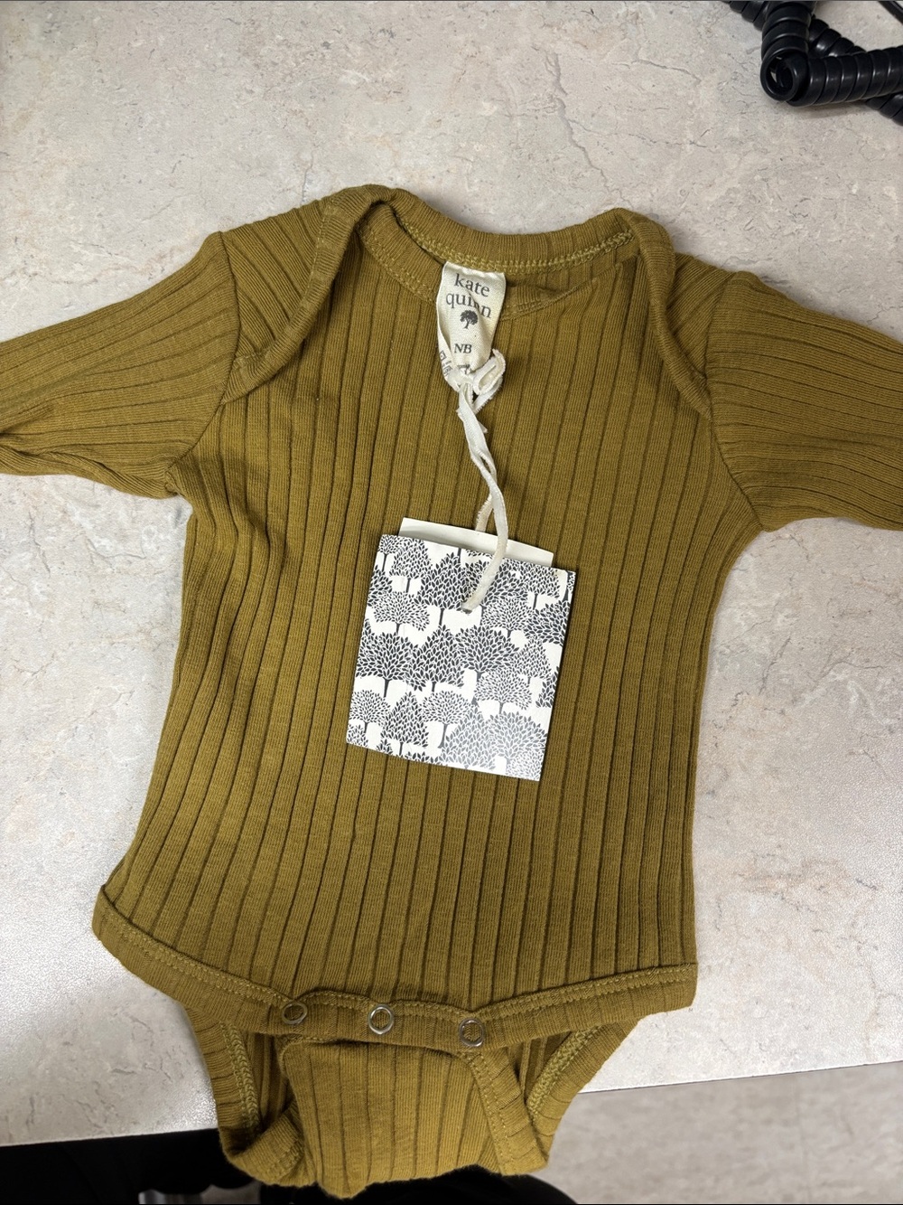 kate quinn Olive Green Ribbed Infant Onesie Sz NB